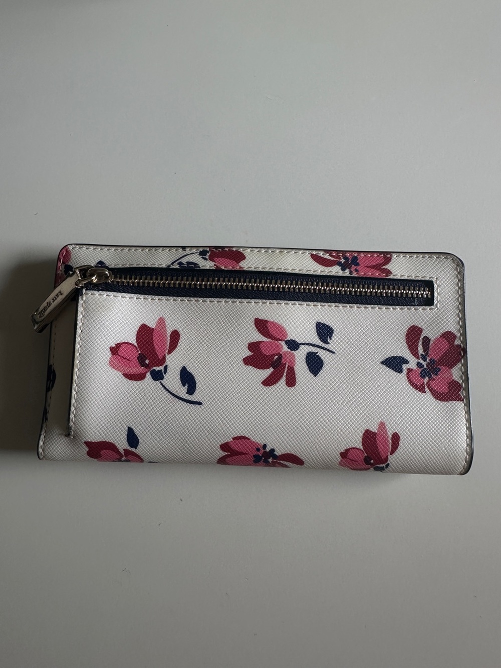 Kate Spade Wallet - Picture 2 of 3
